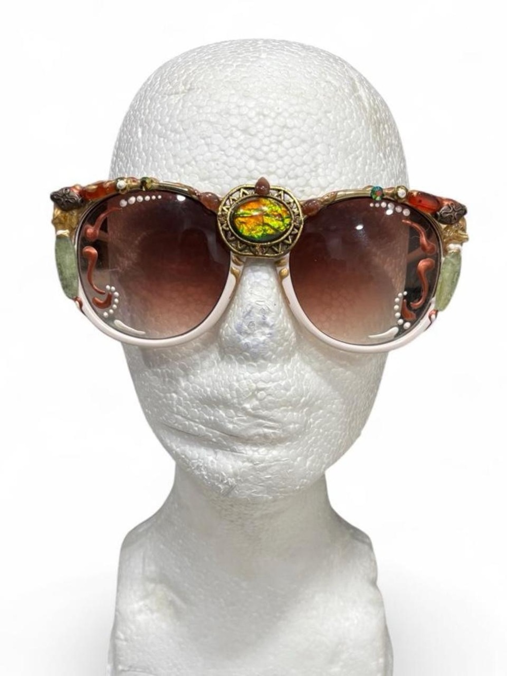 Vintage Handcrafted Multicolor Statement Sunglasses for Women